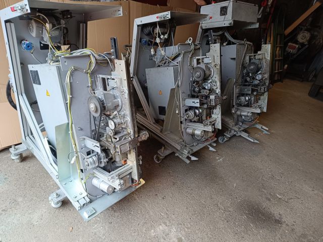 Strapping Machine SMB SV1SG original equipment for Lithoman printing machines used good condition made in Germany