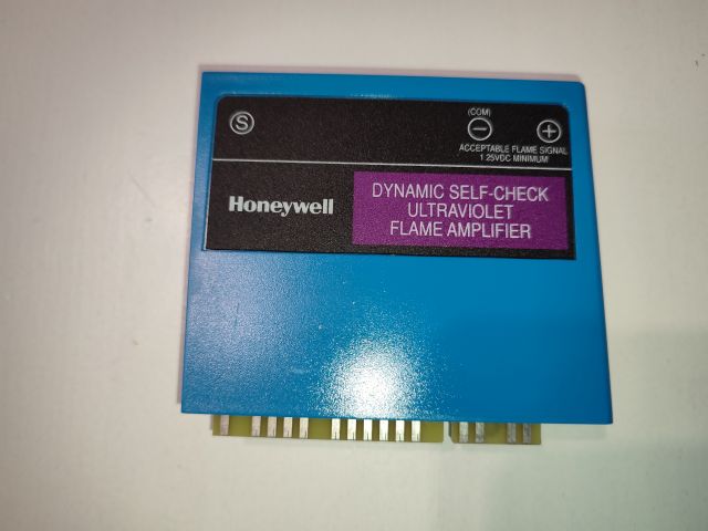 Electronic Card Honeywell R7861 A 1026 an electronic spare part for Heidelberg Goss M600 printing machines used in industrial printing equipment.