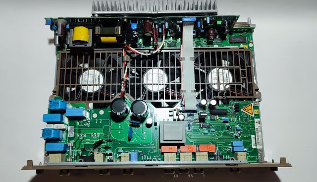 Siemens SIMATIC S5, 6ES5955-3LC42 Power Supply Module an electronic spare part for Heidelberg Goss M600 printing machines used in industrial printing.