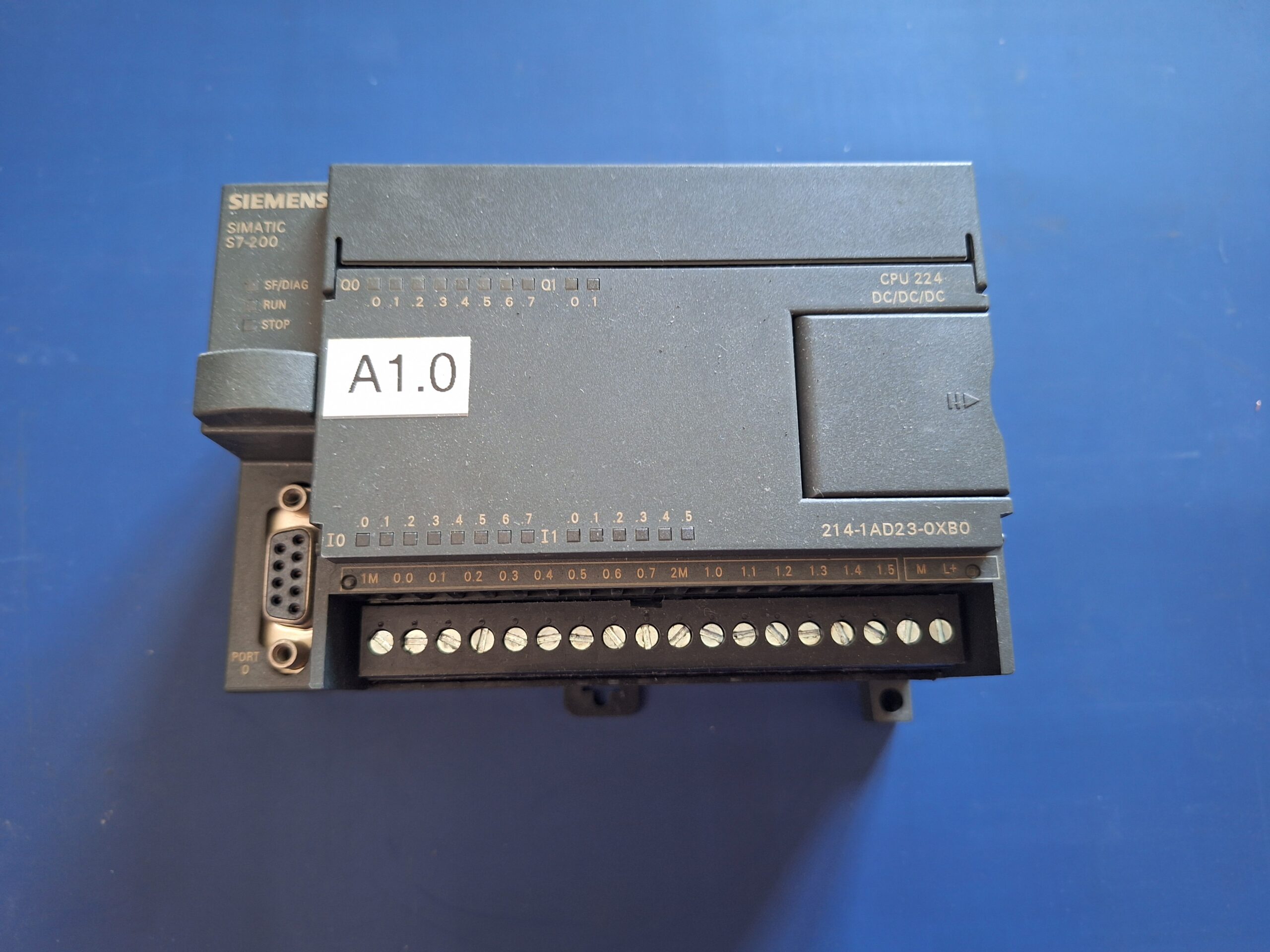 6ES7214-1AD23-0XB0 Jednostka CPU PLC do maszyn poligraficznych Ruge & Singer RS 200. Nowe i używane części zamienne do maszyn poligraficznych.